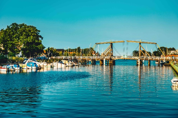 Wiecker Holzklappbrücke © Wally Pruß Bild