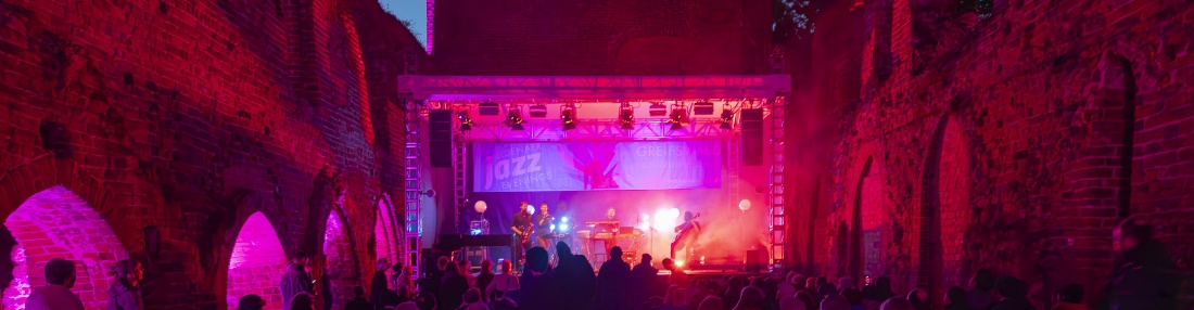 Eldenaer Jazz Evenings - Bühne bei Nacht © Thomas Meyer Eldenaer Jazz Evenings - Bühne bei Nacht