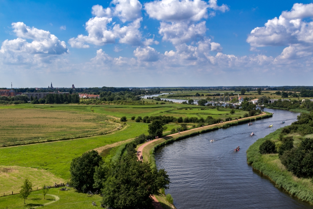 Uwe Kantz: Der Ryck von oben, wunderschön zu sehen, wie sich der Ryck durch die Landschaft schlängelt.