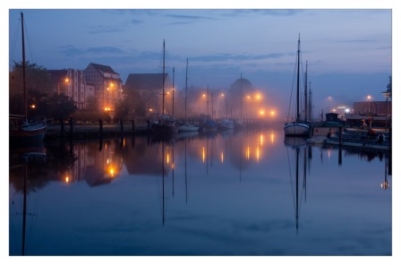 A. Haustein: Hafen bei Nacht