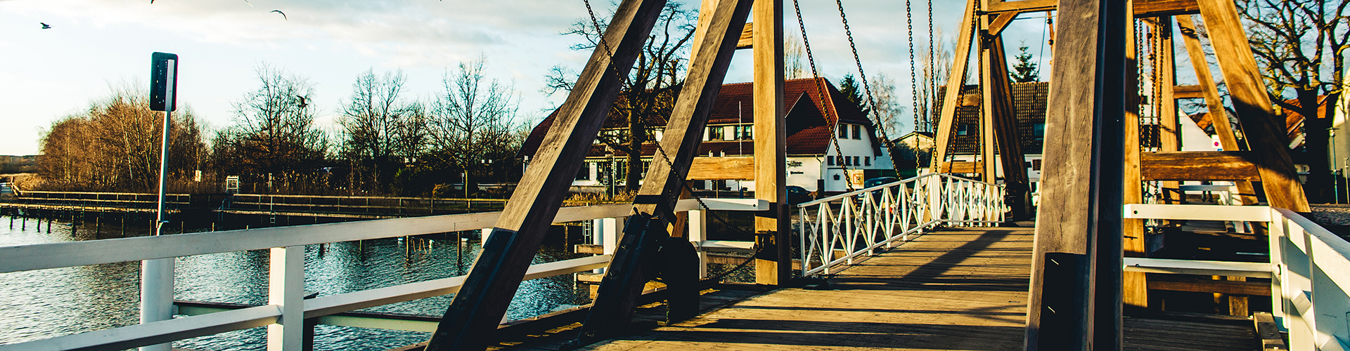 Wiecker_Bruecke(WallyPruss)_1920x500px - © Wally Pruss
