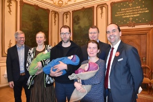 Empfang der Drillinge im Rathaus, Foto Pressestelle (1) © Pressestelle Empfang der Drillinge im Rathaus