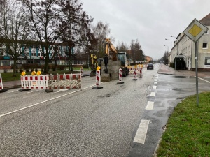 Verkehrseinschränkungen wegen eines Wasserrohrbruchs in der Hans-Beimler-Straße in Greifswald