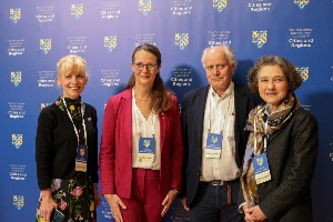 Prof. Dr. Eva-Lotta Brakemeier, Ministerin Bettina Martin, Dr. med. Horst H. Aschoff, Susanne Roca-Heilborn bei ihrem Besuch in der Ukraine.