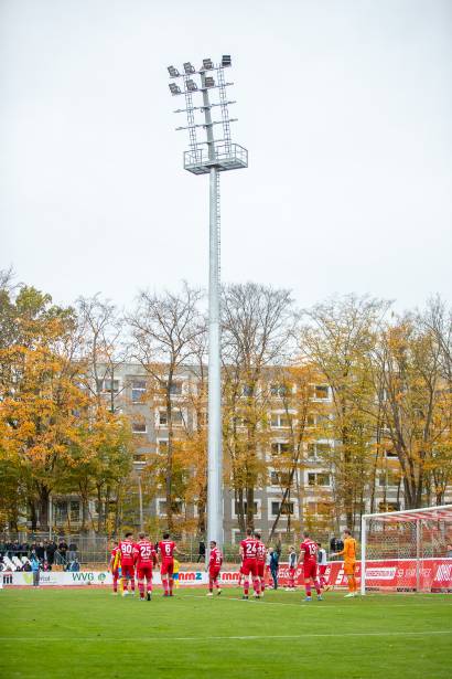 Neue Flutlichtanlage im Volksstadion c Andre Gschweng