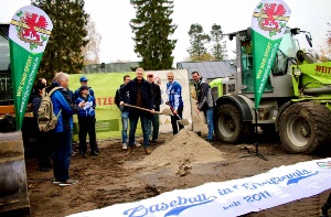 Spatenstich Sportplatz Hainstraße