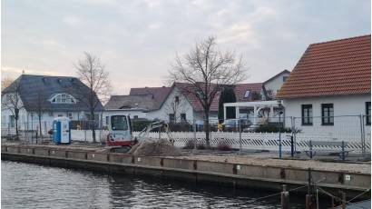 Bauarbeiten zur Befestigung der Kaikante in GreifswaldWieck Foto Pressestelle 4