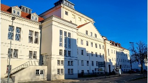 Ansicht des Theaters von der Anklamer Straße aus